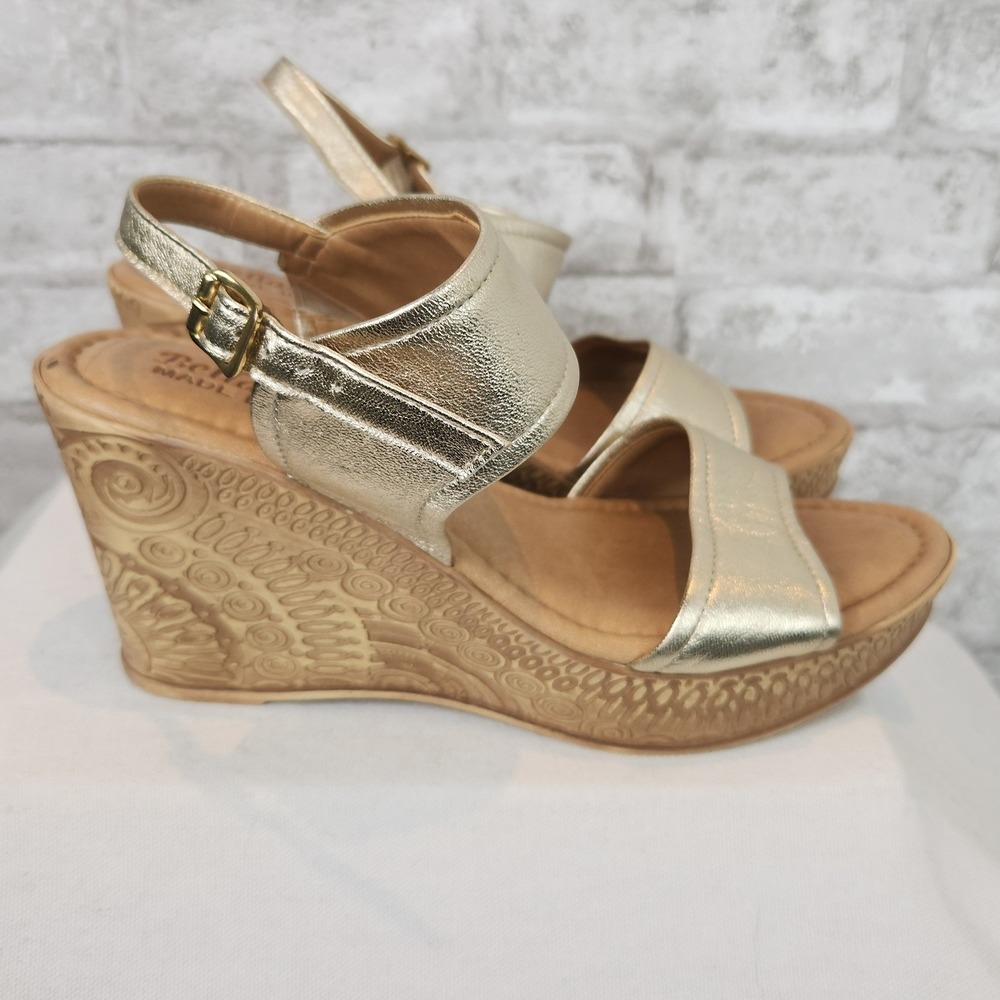 Bella Vita Sandals Metallic Gold Leather Embossed Platform Wedge Boho 8N